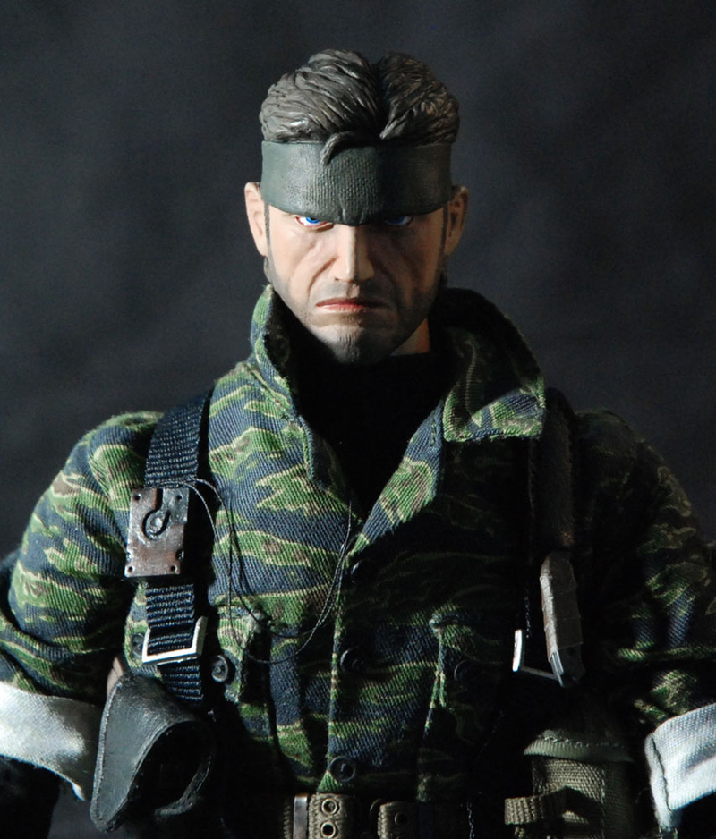 Illustration for article titled Little Snake Has A Little Copy Of Metal Gear Solid 3